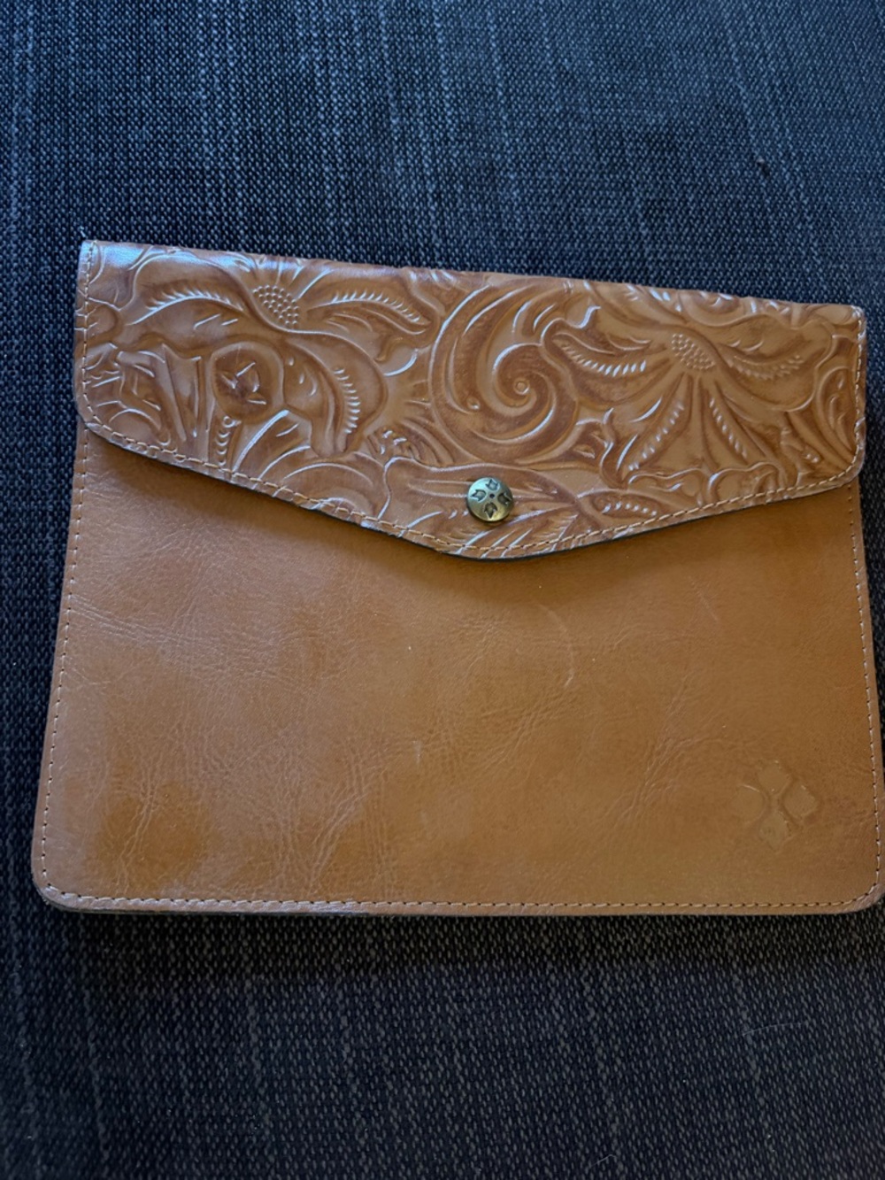 Patricia Nash Tan Tooled Leather Envelope Wristlet Clutch